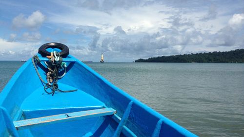 The boat journey to Nusa Kambangan. (9NEWS)