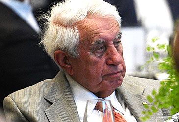 Which real estate development company did Harry Triguboff found?