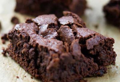 <a href="http://kitchen.nine.com.au/2016/05/20/10/40/kara-conroys-ultimate-superchoc-brownies" target="_top">Kara Conroy's ultimate super-choc brownies</a>