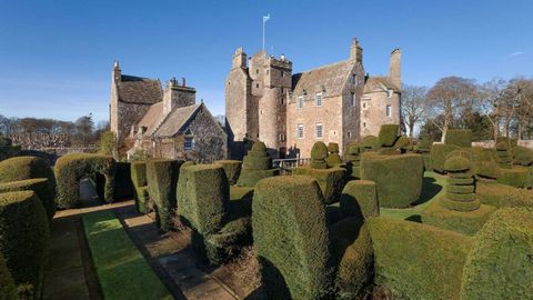 Scotland England UK Britain property real estate castle mansion millions royalty 