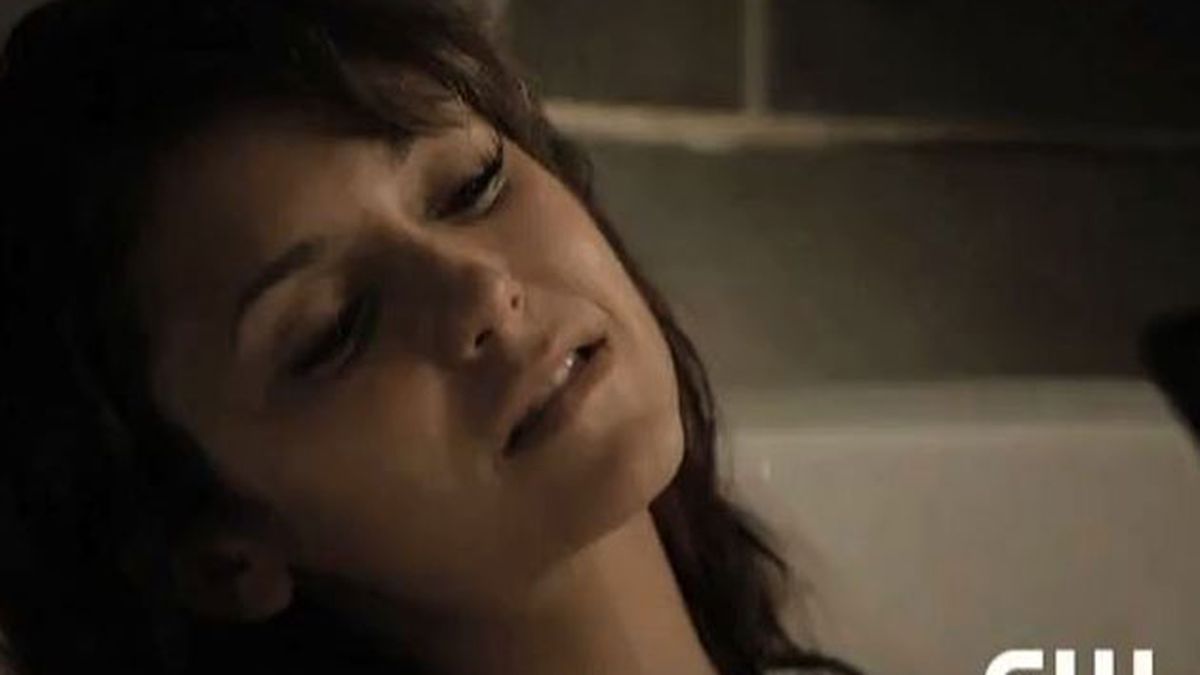 nina dobrev vampire diaries season 5 promo