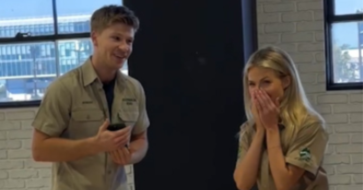 Robert Irwin gives dance partner Witney Carson an Australia Zoo uniform