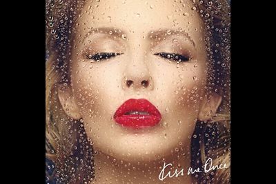 @kylieminogue: #Lovers, you can now pre-order my new album #KissMeOnce from iTunes here: http://smarturl.it/kissmeonce Australia and NZ, preorder 14 Feb!