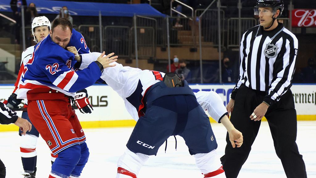 What Brendan Smith Said About Fighting Tom Wilson In Capitals-Rangers