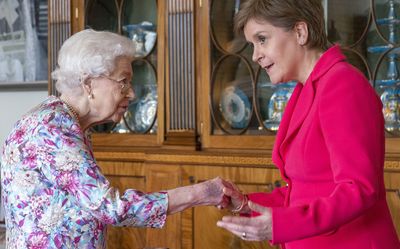 Queen meets Scotland's First Minister, June 