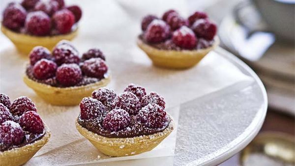 Hazelnut tartlets