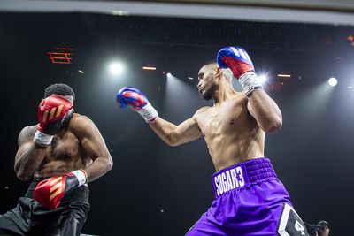 Cruiserweight star's emphatic victory