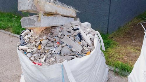 There is still about 6.4 million tonnes of asbestos materials left in Australian buildings.