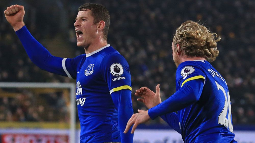 Everton's Ross Barkley (left) celebrates after scoring the equaliser against Hull City. (AAP)