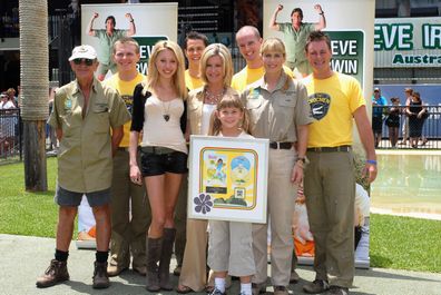 Bob Irwin, Chloe Lattanzi, Olivia Newton-John, Terri Irwin, Bindi Irwin