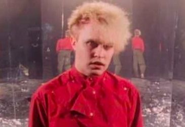Which phenomenon "comes in view" for A Flock of Seagulls in 'I Ran (So Far Away)'?
