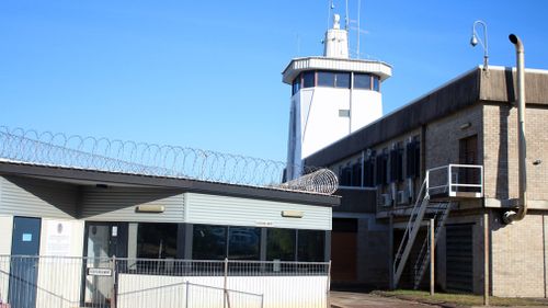 Don Dale inmate flees while at Darwin hospital