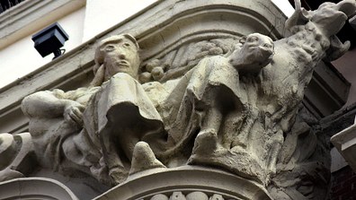 Botched Palencia Spain statue