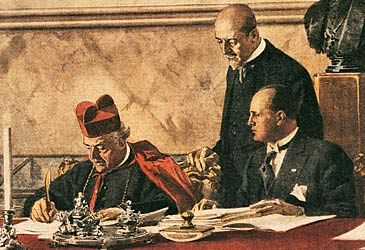 When did the Lateran Treaty establish Vatican City as a state independent of Italy?