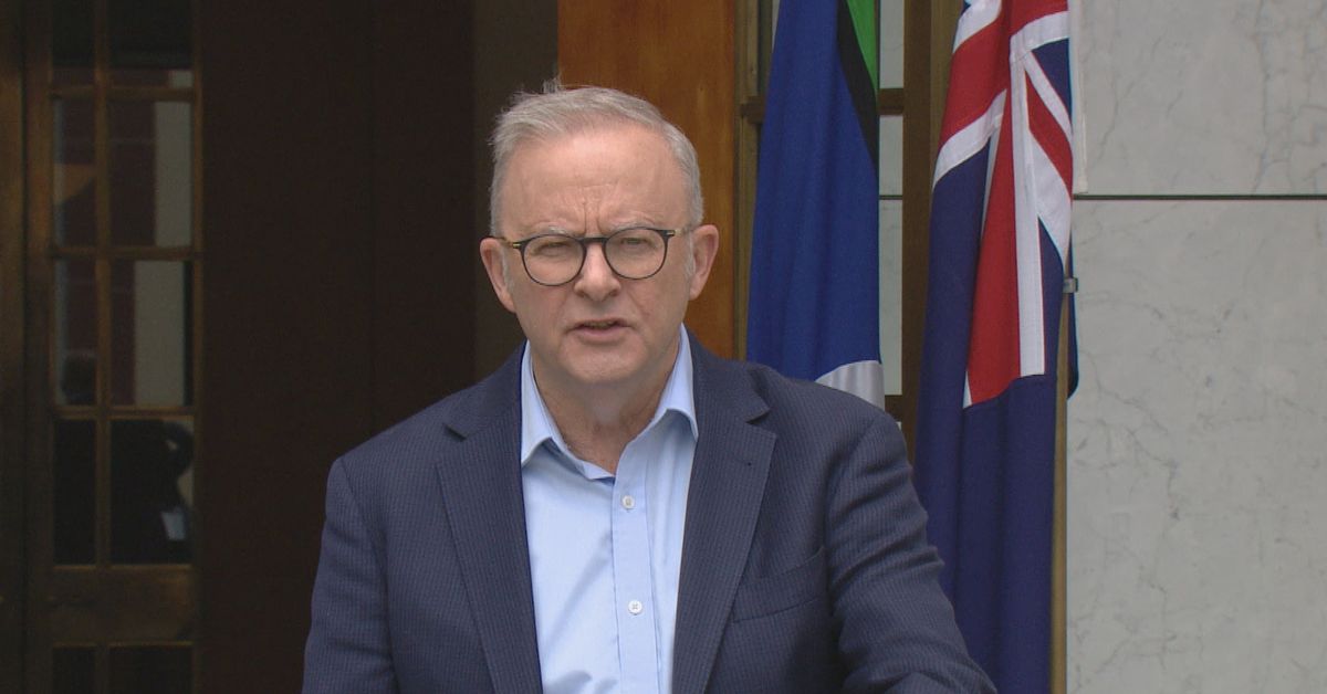 Federal government to separate hate speech bill after Greens pull support