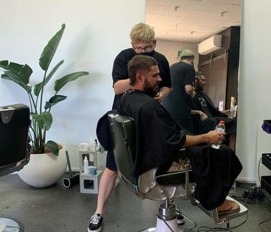 Zac Efron, haircut, barbershop, Adelaide, Istagram, photo