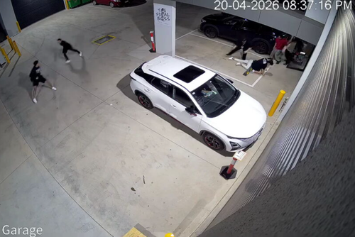 Ravenhall alega roubo de loja de cartões de Pokémon em 21 de abril