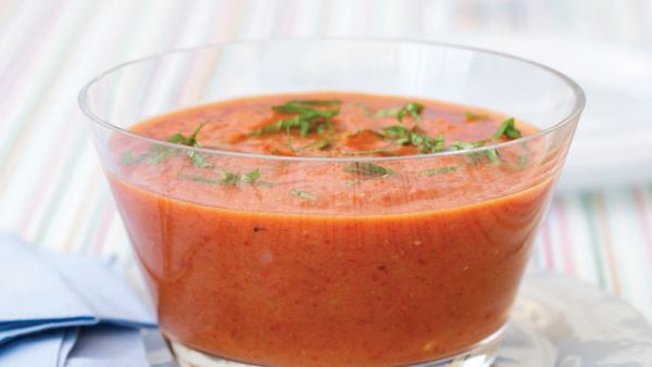 Red capsicum tomato soup