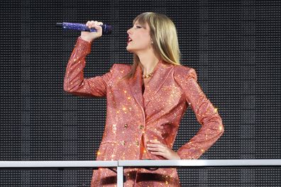 Taylor Swift orange