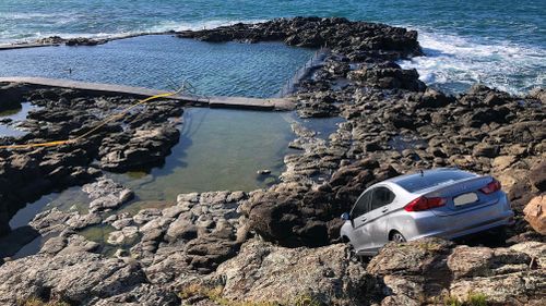 This driver was a bit too keen to see a famous natural tourist attraction south of Sydney.The vehicle plunged down a steep rocky cliff at an embankment near Kiama's famous blowhole.