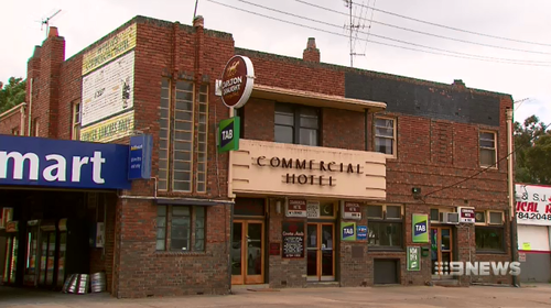 The two men were kicked out of the Commercial Hotel in Broadford, north of Melbourne after losing a game of Blackjack.