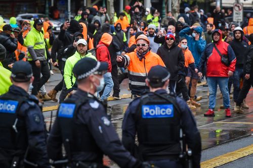 The Age, News, 20/09/2021, photo by Justin McManus. Construction workers protest outside the office of the CFMEU against mandatory vaccines in the construction industry.