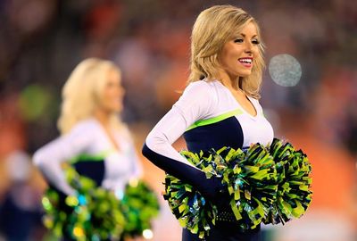 The early lead gave the Seahawks cheerleaders a reason to dance.