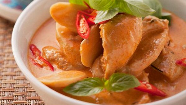 Thai chicken curry with jasmine rice