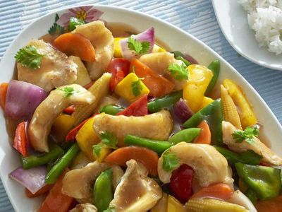 Fish and vegetable stir fry