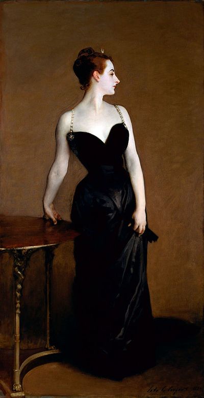 The Portrait of Madame X and a falling strap