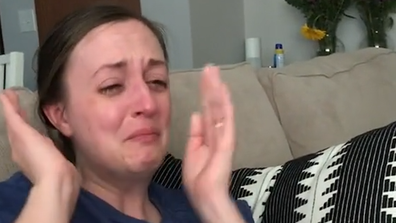 Hormonal pregnant woman cries over PizzaHut breadsticks