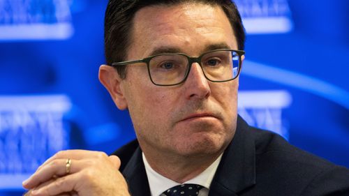 O líder nacional David Littleproud durante o Conselho Federal Nacional no National Press Club da Austrália em Canberra no sábado, 1º de novembro de 2025. fedpol Foto: Alex Ellinghausen
