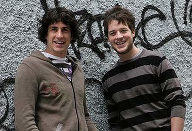 Andy Lee and Hamis Blake in 2006 (Justin McManus/The Sun Herald)