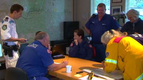Four people spend night in the Blue Mountains with rescue crews