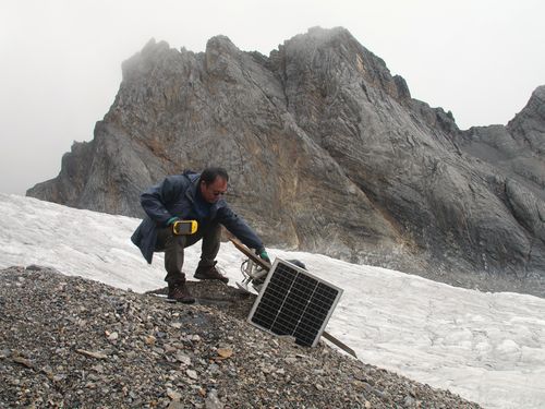 Research teams have tracked Baishui's retreat of about 27 metres per year over the past decade. 