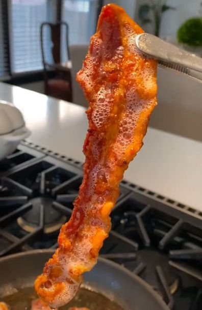 Trick to frying perfect crispy bacon