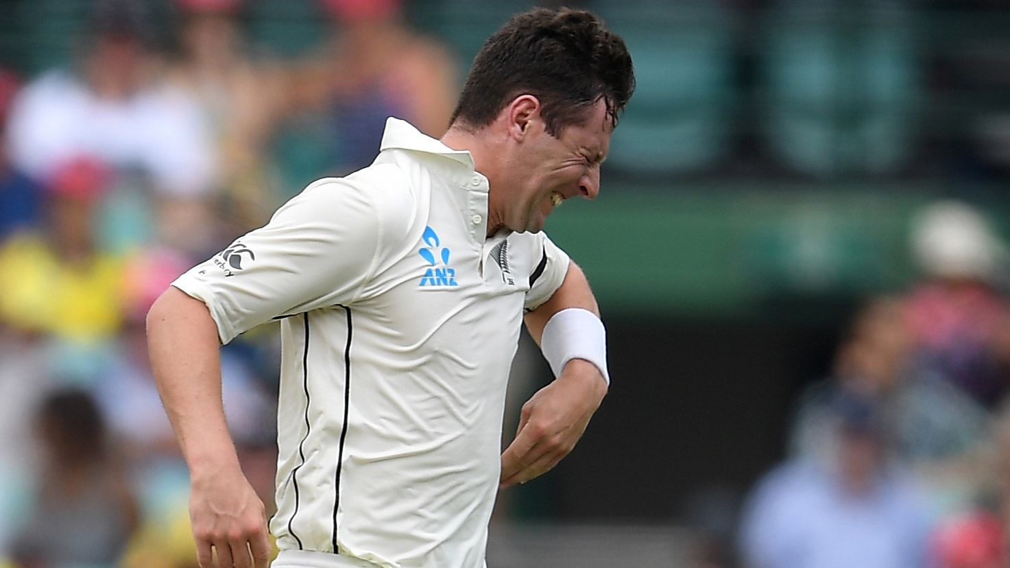 More injury misery for New Zealand as Matt Henry breaks thumb