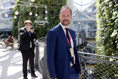 Crown Prince Haakon of Norway visits The Amazon Spheres