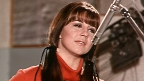 Tributes are pouring in after the death of Seekers lead singer Judith Durham.