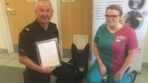 Police dog awarded for its 'nose for evidence'