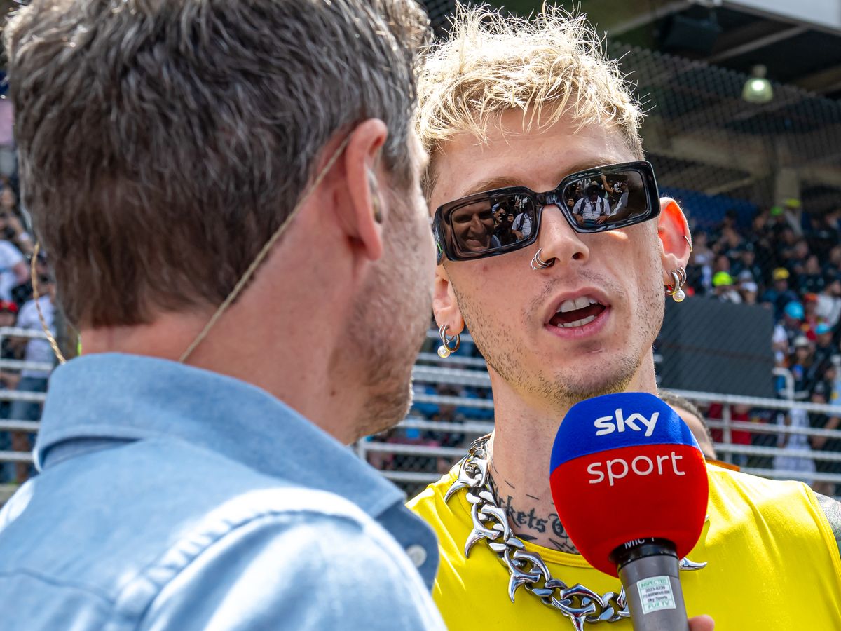 Machine Gun Kelly Responds to Criticism of F1 Grand Prix Interview