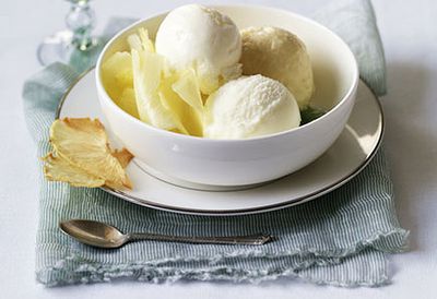 Roast pineapple gelato