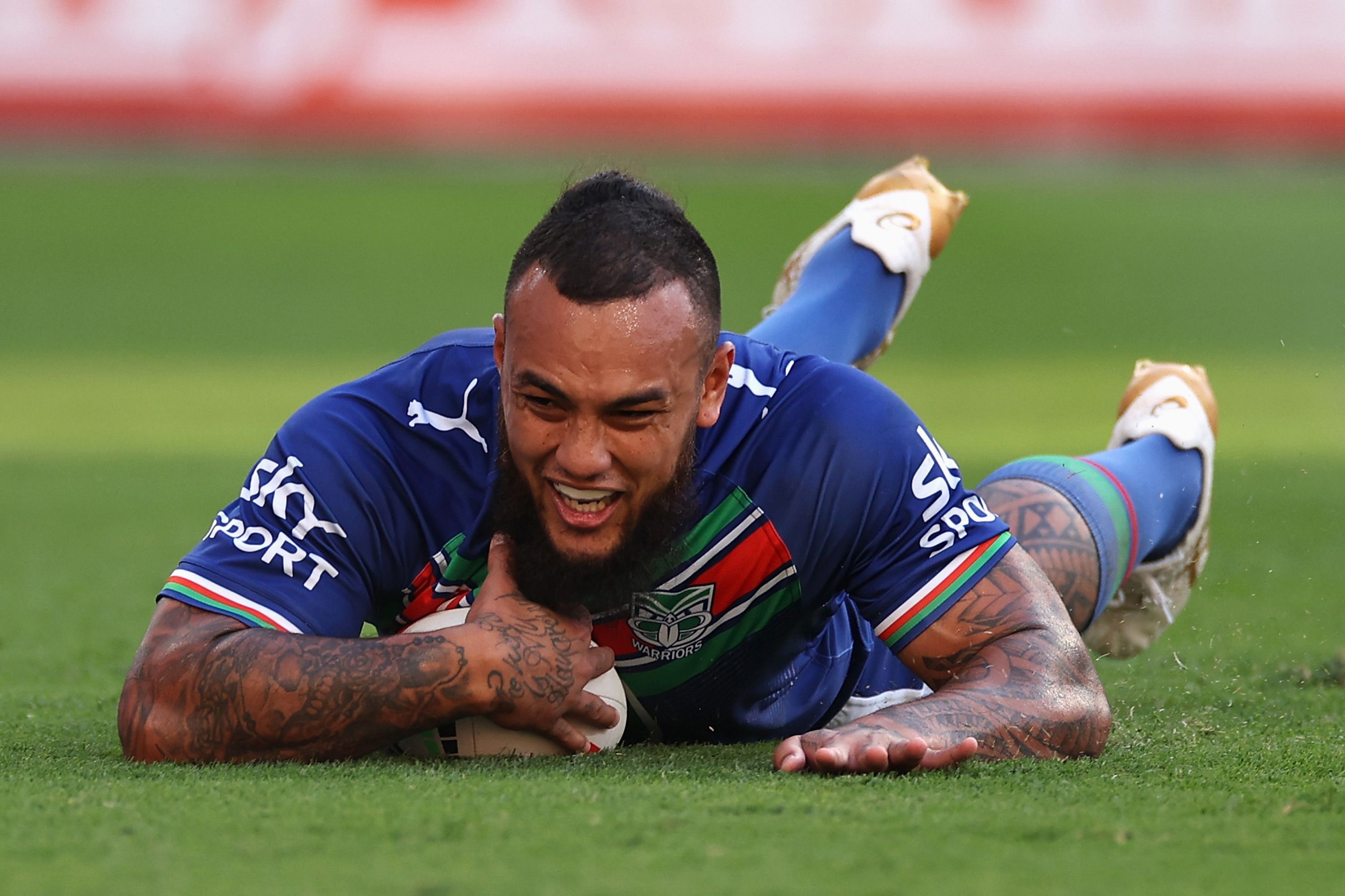Warriors considering star prop Addin Fonua-Blake's release request as Dragons hover