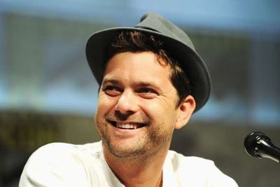 Wear all the short-brim fedora hats you want, Joshua Jackson, it's still not going to distract us form seeing Pacey every time we look at you.