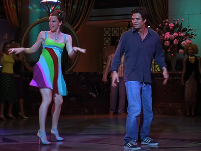 Jennifer Garner and Mark Ruffalo perform the Thriller dance in Suddenly 30