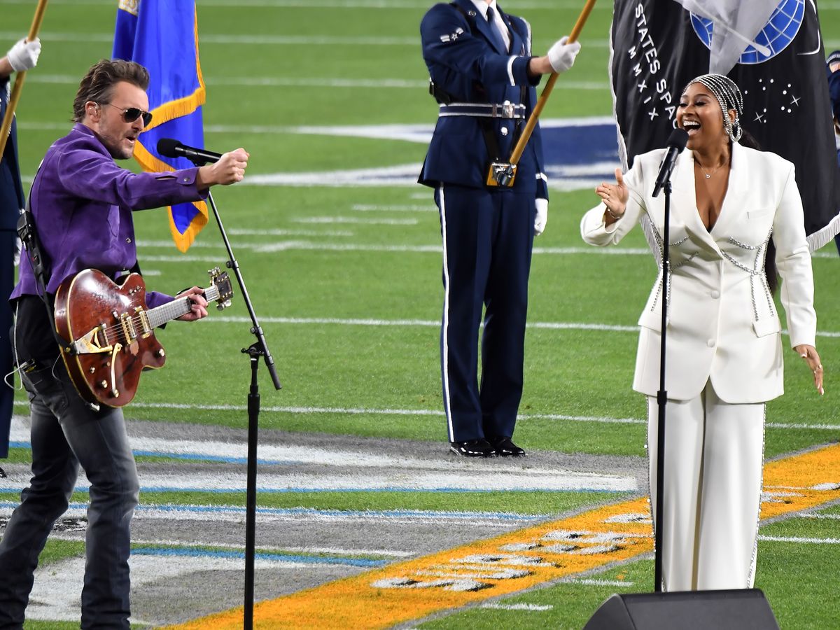 Jazmine Sullivan, Eric Church sing Super Bowl national anthem