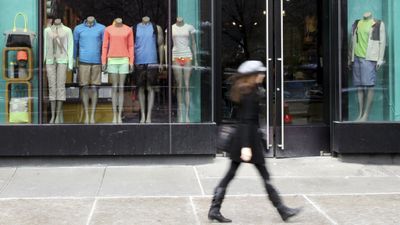Canadian retailer Lululemon Athletica has recalled more than 300,000 drawstrings on their tops after seven reports of face and eye injuries.<br>

<br>The elastic draw cords which had a hard metal or plastic tip on the end had reportedly snapped back and made contact with the face after being stretched or pulled causing injury.<br>

<br>It has been recommended that the elastic draw cord should be removed or replaced with one that is non-elastic.<br>
<br>The company had previously recalled some of its black yoga pants after they were found to be too sheer. (AAP)<br>