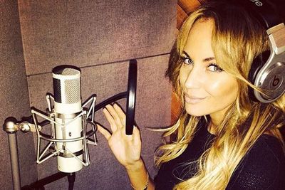 @samantha_jade_music: "Finishing up the album at the awesome @tonecityrecording #up! #sjup @zacpoor"