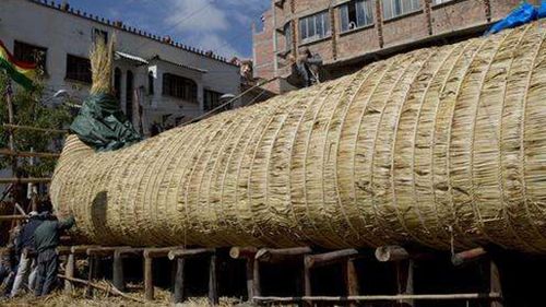 The vessel is made entirely of reeds.