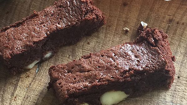 Willie Harcourt-Cooze's flourless macadamia nut brownies